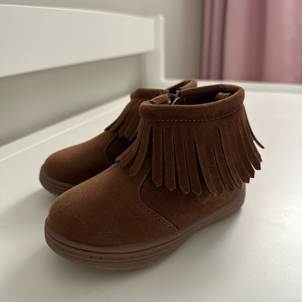 NEW Carters toddler moccasins size 6